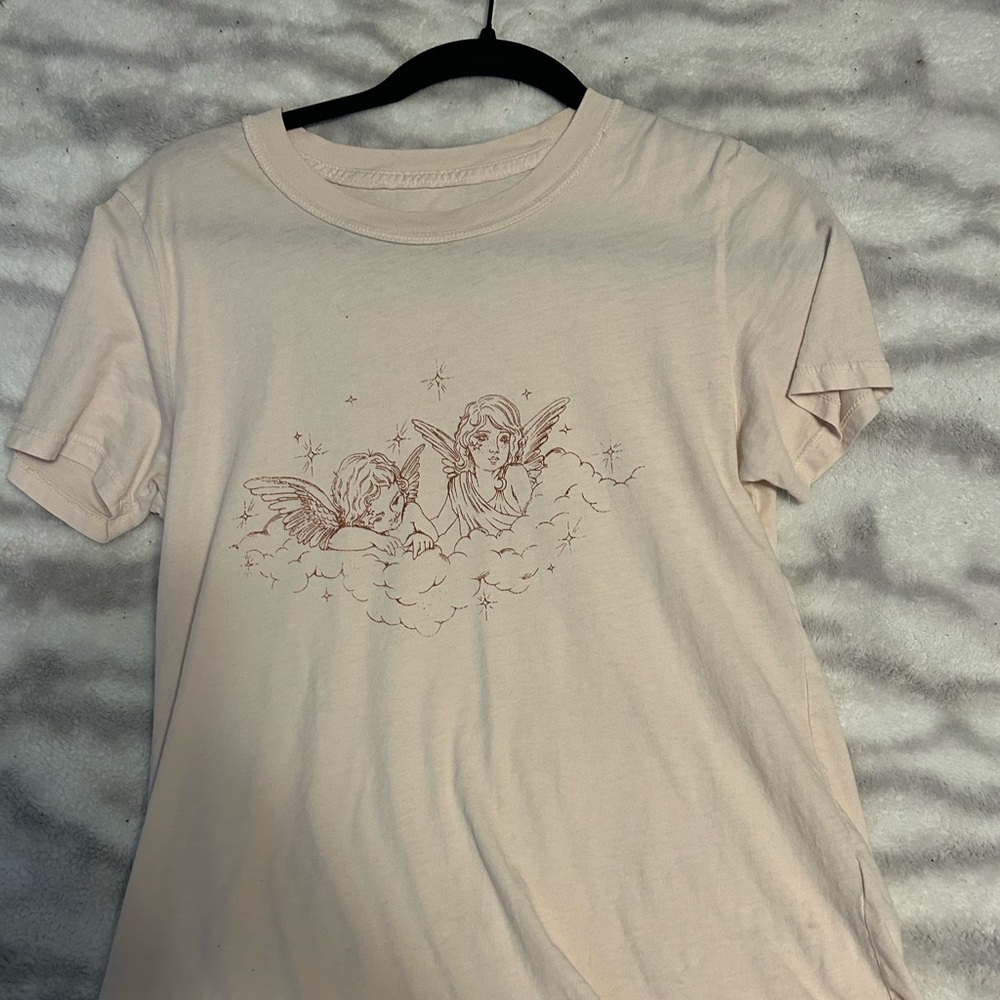 Pacsun peach cherub t-shirt